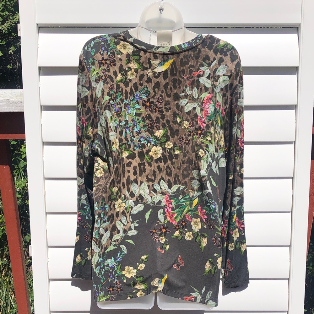 Johnny Was Olive Floral & Leopard Print V-Neck Long Sleeve Top - Picture 7 of 9